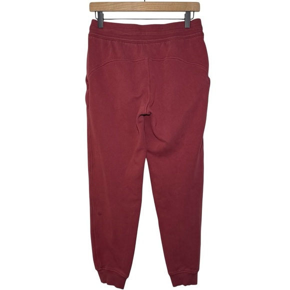 Lululemon Scuba High-Rise Jogger *Fleece 28" in Red Merlot - Picture 5 of 9